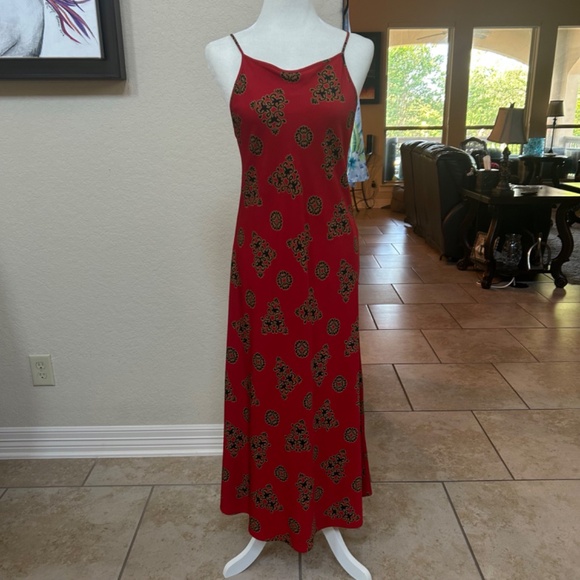 Josie by Natori Nightgown Slip and Robe. 
Size Small - Picture 5 of 12